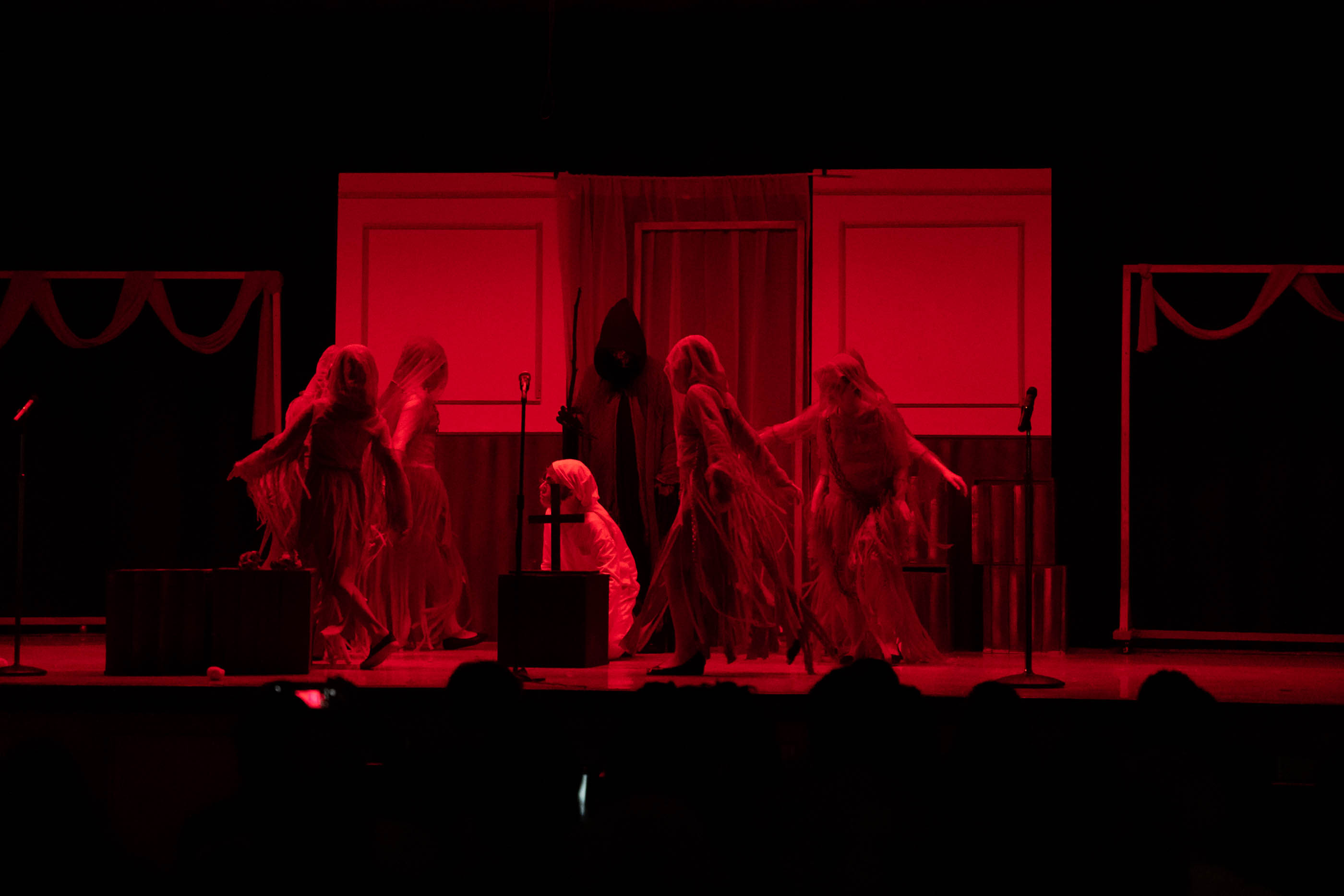 /assets/images/wantandignorance/BYS Christmas carol 23-00789.jpg
